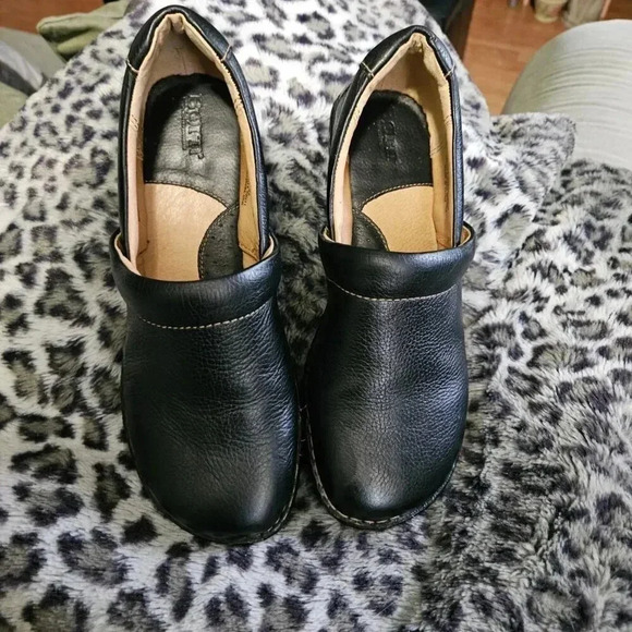 Born  Shoes | Paddock Pebble Black Leather Wedge Clogs Shoes - Picture 3 of 16